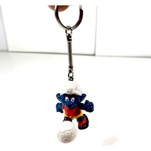 VINTAGE SMURF KEYCHAIN PEYO SCHLEIGH SMURF SOCCER NOS 70'S 80'S